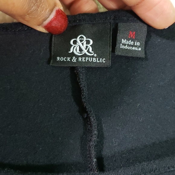 3💝 for $25 ROCK & Republic Crop Top - Picture 4 of 9